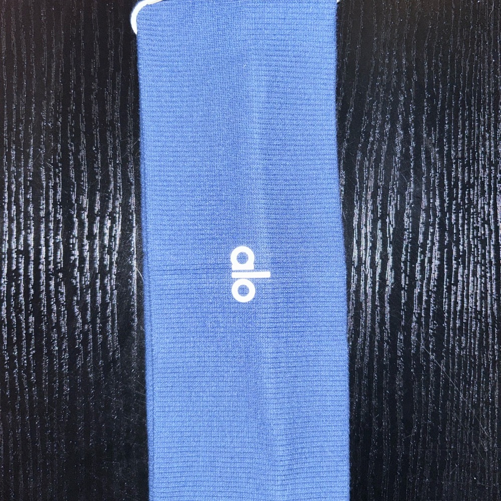 ALO Yoga Blue head band